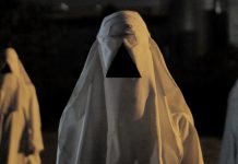 Cartazes repletos de simbolismo do filme “The Void” são divulgados