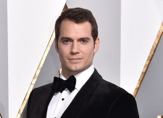 Henry Cavill está confirmado no elenco de Missão Impossível 6