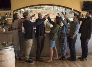 Netflix divulga o primeiro trailer da série “Friends From College”