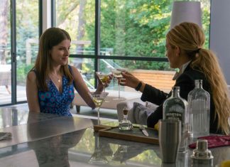 Veja o novo trailer de ‘Um Pequeno Favor’, com Blake Lively e Anna Kendrick