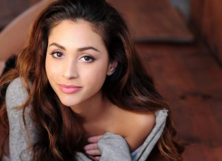 Lindsey Morgan pode protagonizar filme solo da ‘Batgirl’