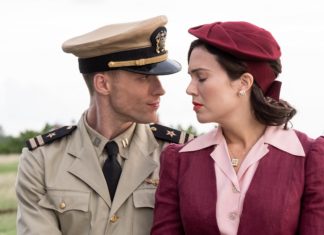 Veja Patrick Wilson e Mandy Moore em imagens de “Midway – Batalha em Alto Mar”
