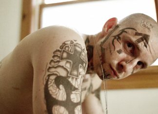 Confira o trailer de “Skin – À Flor da Pele”, com Jamie Bell
